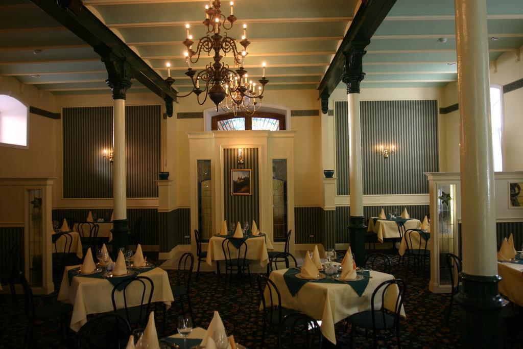 Hotel Bastion Σινάια Εξωτερικό φωτογραφία